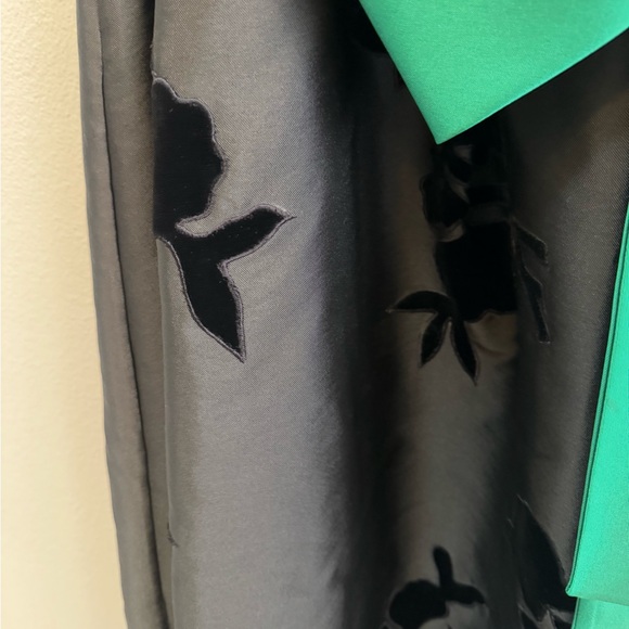 Sachin + Babi Noir hi lo velvet embossed large bow gown  black size 2 - Picture 6 of 6